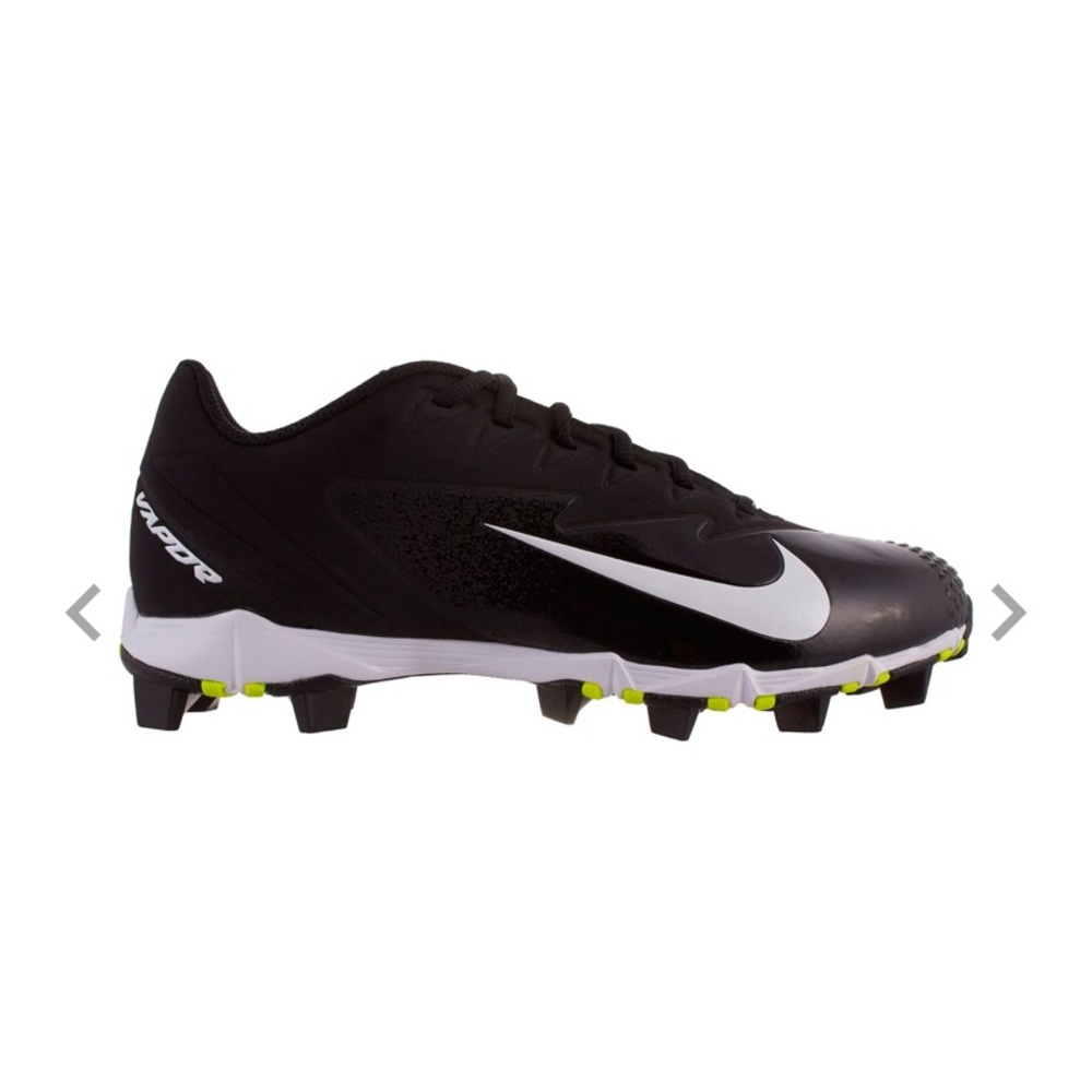 Nike baseball/soccer cleats
